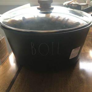 Rae Dunn XL “boil” cook wear